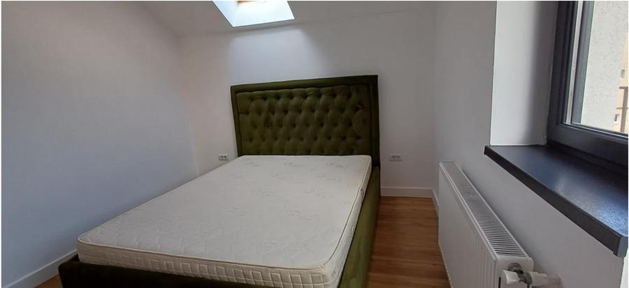 Penthouse 3 camere cu terasa mare si loc de parcare Florilor