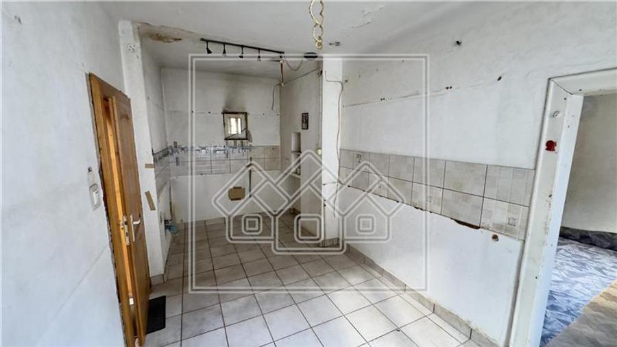 Casa de vanzare in Sibiu - curte individuala zona Turnisor