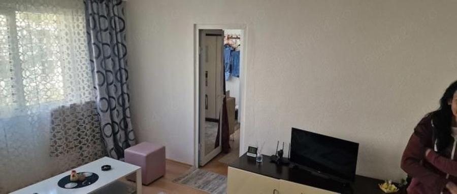 APARTAMENT 2 CAMERE SEMIDECOMANDAT CONFORT 2 ZONA CASA DE CULTURA