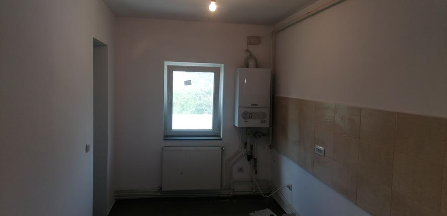 De inchiriat apartament cu doua camere ultracentral.