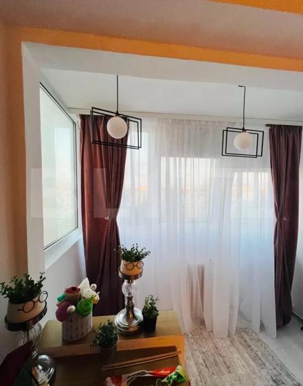 De inchiriat/Apartament luminos si spatios/Tractorul