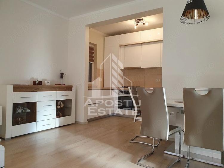 Apartament cu 3 camere de inchiriat, 2 locuri de parcare, Dumbravita