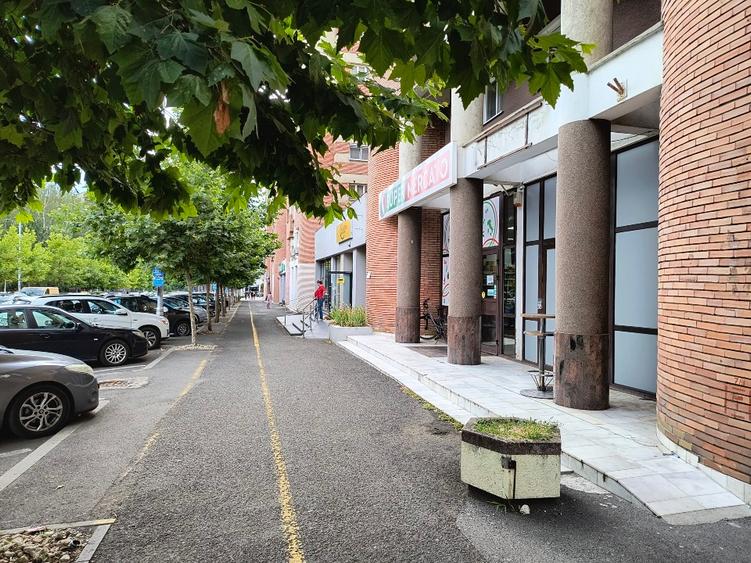 Inchiriere spatiu comercial ultra central SUPERB – Progresului