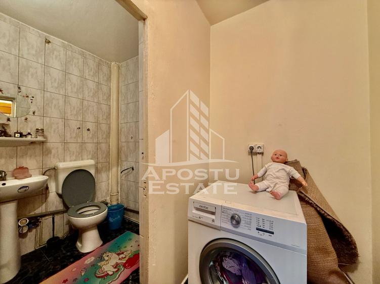 Apartament 3 camere de vanzare, etaj intermediar, Fabric Timisoara