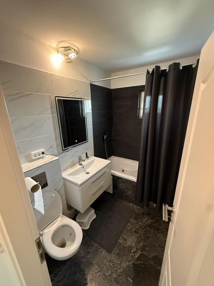 Apartament 4 camere | Apusului – Gorjului 79,60 mp | Renovat complet