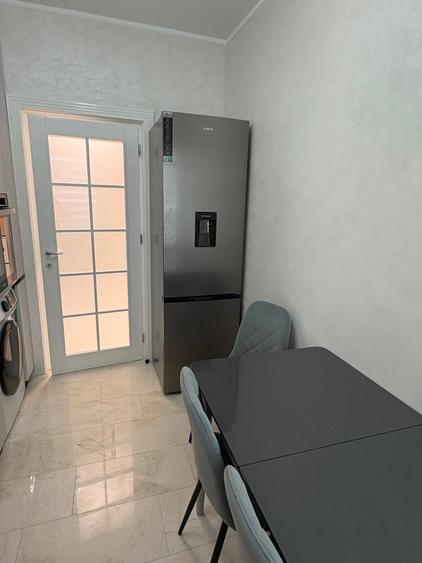 Apartament de inchiriat cu 3 camere decomandat- Royal Town Copou Iasi