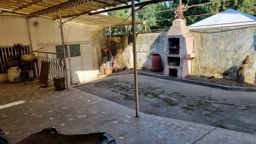 Parte de casa etaj 1 cu curte separata semicentral 87000