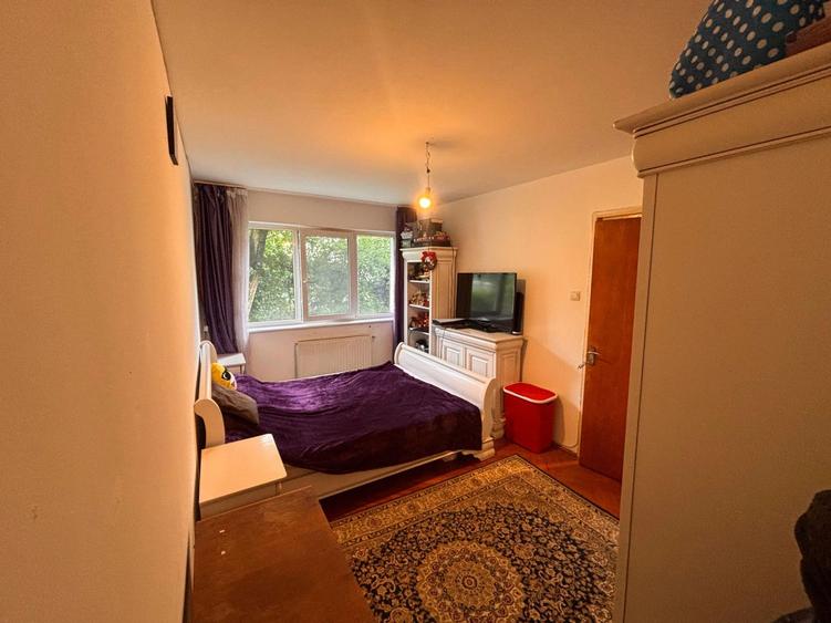 2 camere Brașov – parter, liniște, parcare inclusă