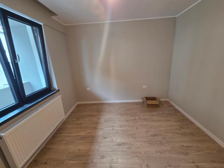 APARTAMENT 2 CAMERE ZONA PALAZU MARE