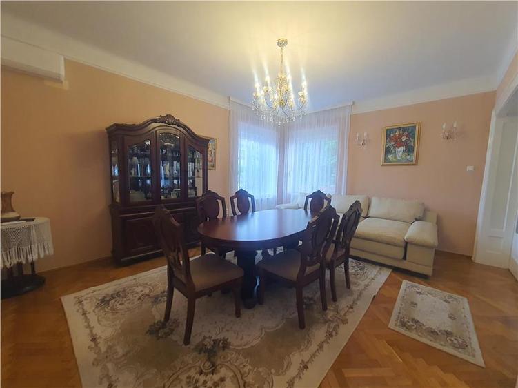 Imobil individual cu doua corpuri de cladire zona Parcului SubArini