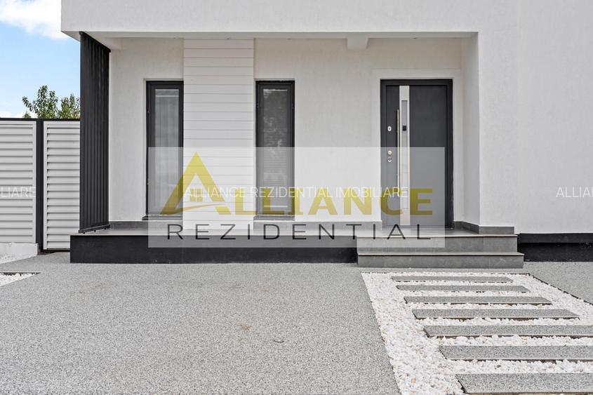 Casa individuala P+1E+POD~ 4 camere  3 bai ~300 teren ~ Strada Miorita - 33