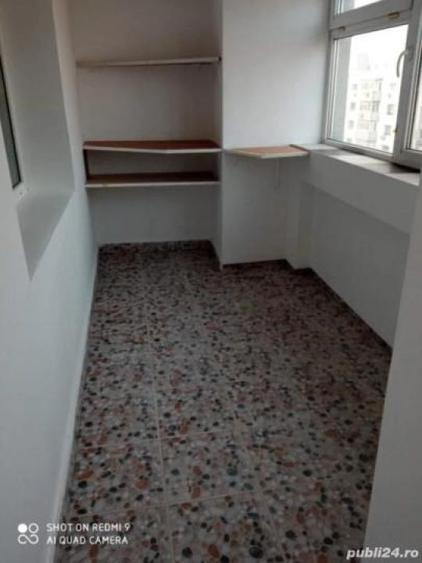 Calea Calarasilor - metrou 1 minut bloc 1995