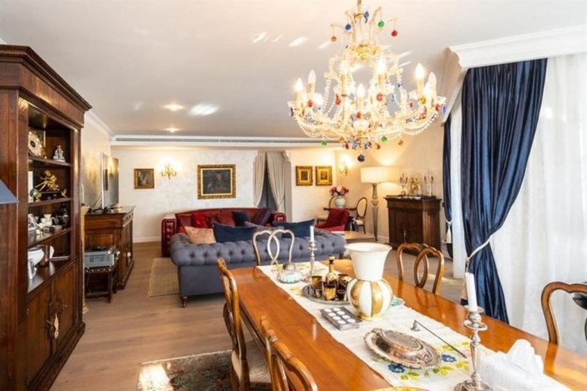 Apartament 7 camere Nordului