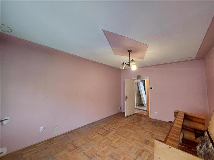 Apartament spatios in zona Podgoria