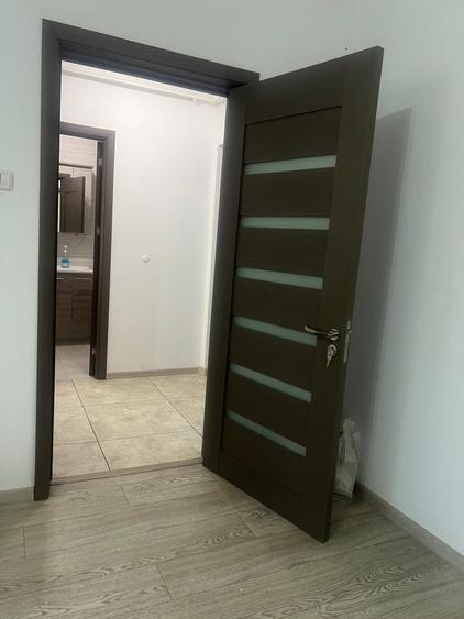 Garsoniera mobilata si utilata, 42 mp , centrala gaz , 300 Euro