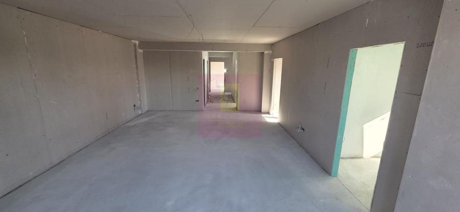 Apartament NOU cu 4 camere de vanzare in Campina
