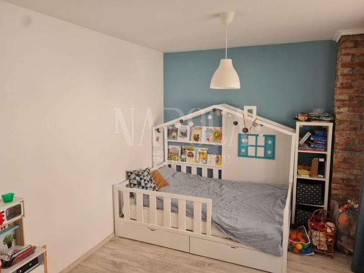 Casa 4 camere de vanzare in Floresti