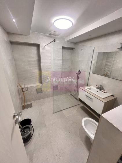Vanzare apartament 3 camere Decebal, metrou, parking - 9