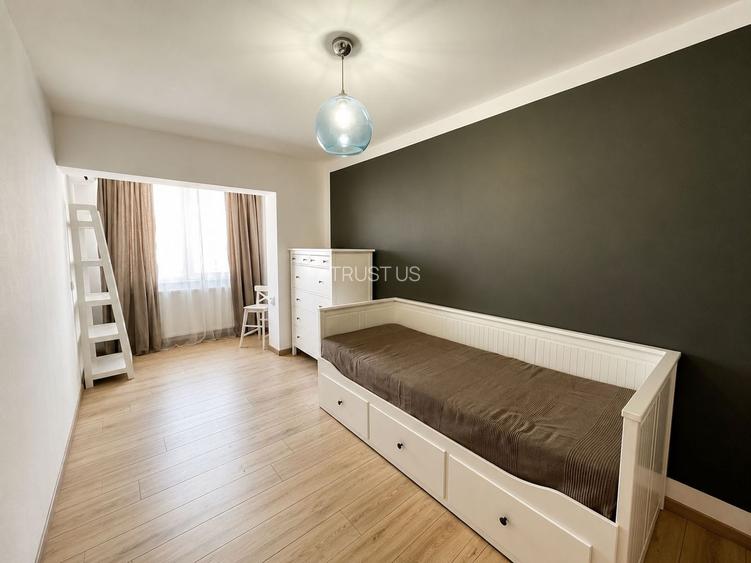 Comision 0, Apartament 3 Camere, Renovat, Etaj 4 din 5, Zona Bucovinei - 2