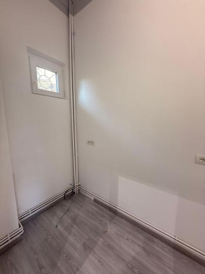 Spatiu Comercial - 80 mp - Zona Girocului