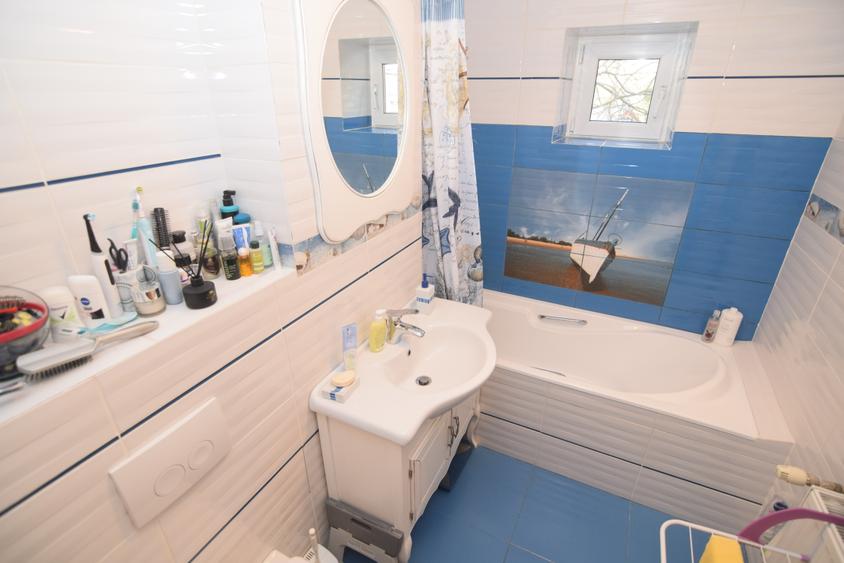 Pacurari -OMV - Apartament superb cu 3 CD, modelul cu 2 bai si vedere dubla