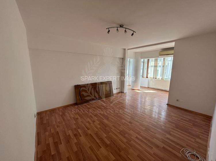 APARTAMENT 3 CAMERE/ PIAȚA MIHAI// VITEAZUL //ETAJ 1 //DECOMANDAT - 11