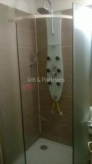 Unirii - Nerva Traian - bloc mixt 2002 - vedere bulevard - 4