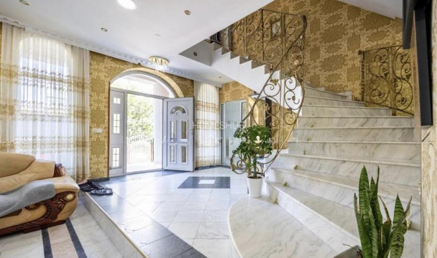 Casa individuala / Spatiu comercial / Clinica | 450 mp, curte proprie | Baicului - 3