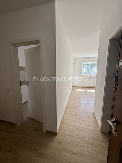 Garsoniera cartier Militari Residence - mutare imediata!! - 6