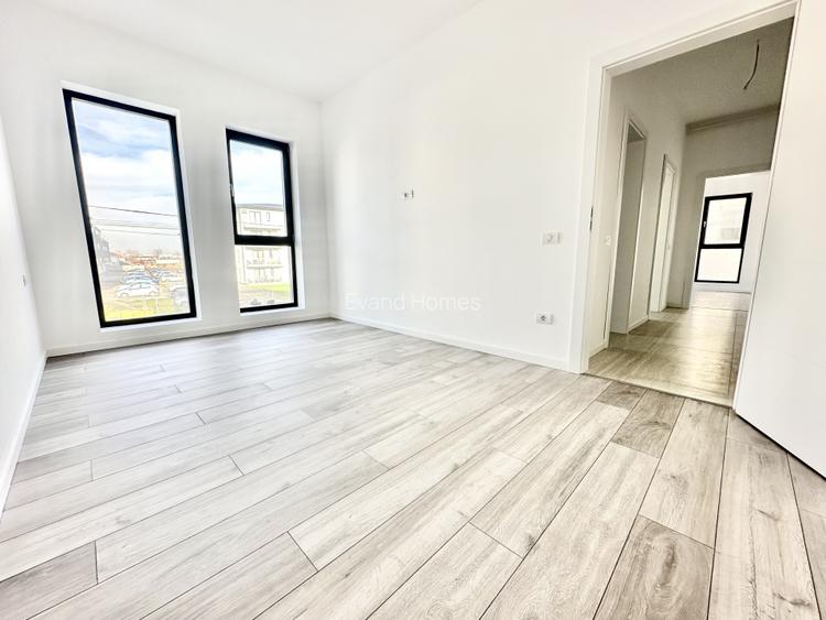 Apartament cu 2 camere decomandat  - pozitie excelenta - Giroc - 13