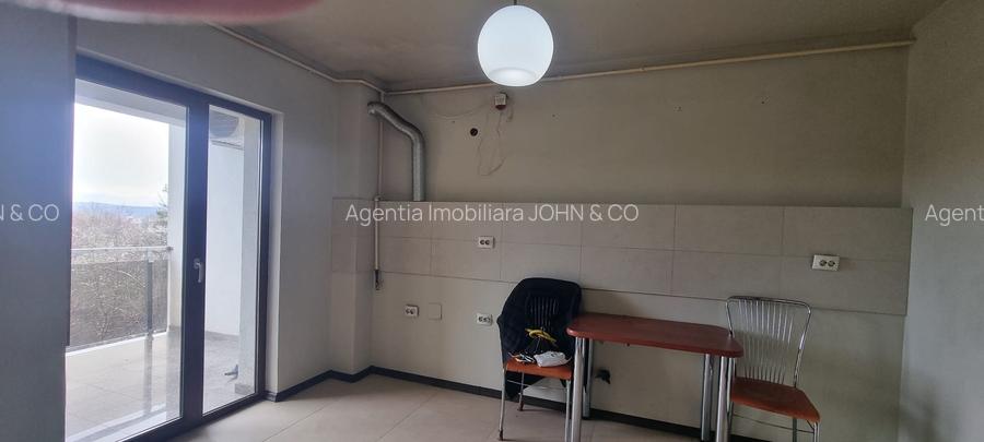 Vand apartament 2 camere in Pitesti, bloc Panorama Tower, etaj 1 - 5