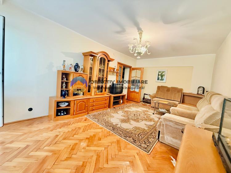 Apartament 3 camere / 2 bai/ ETAJ 2 / 80 mp / constructie 1990 - 6