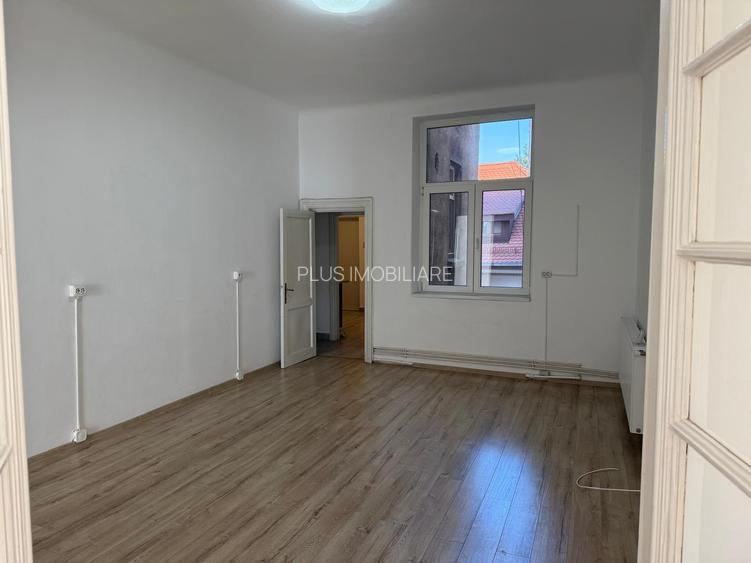 Apartament 3 camere  pretabil birou/ cabinet in zona Victoriei-Lascar Catargiu - 6