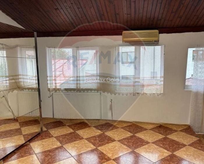 Casa cu 3 camere pretabilă pentru Spațiu Comercial în Bucureștii Noi - 7