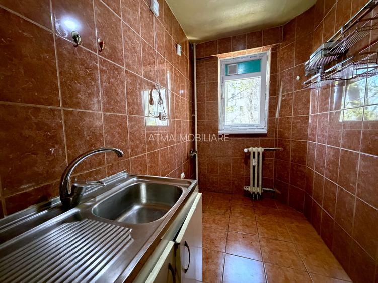 2 camere – etaj 2 – bloc reabilitat – IDEAL INVESTITIE / renovare | Str. Luica - 6