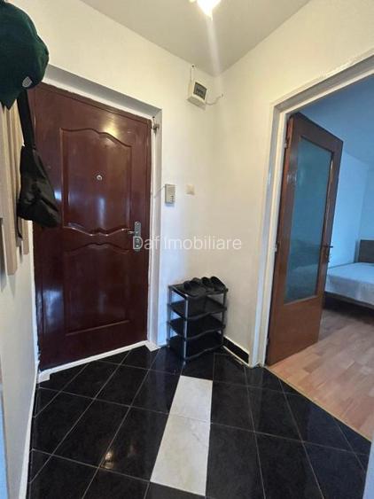 390euro-Studio 42mp -Unirii-OctavianGoga - 11