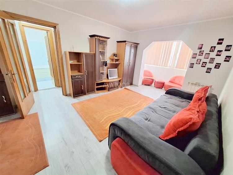 Apartament 2 camere semidecomandate, etaj 1, bucatarie mare, Bacau - 10