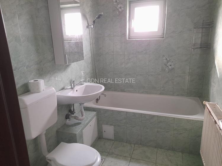 Apartament 3 camere de vanzare strada Octavian Paler Fagaras jud. Brasov - 12