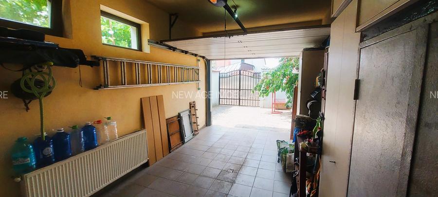 Industriilor-cartier 23 August, P+1, garaj si anexe,teren 389m.p, comision 0%. - 23