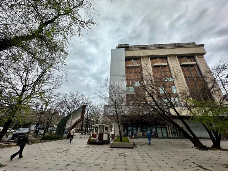 ULTRACENTRAL | DUPLEX SPECTACULOS | LÂNGĂ FÂNTÂNILE UNIRII - 26