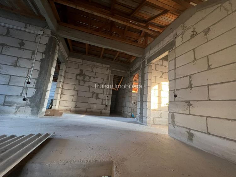 Vila  P+1 Valea Calugareasca - 4