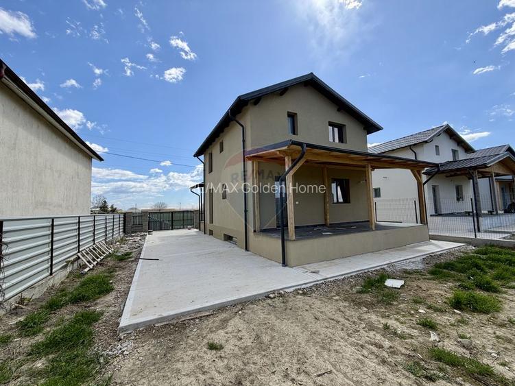 Casă / Vilă Golesti - 23