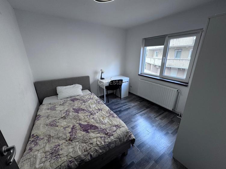Apartament cu 4 camere in complexul studentesc - 5