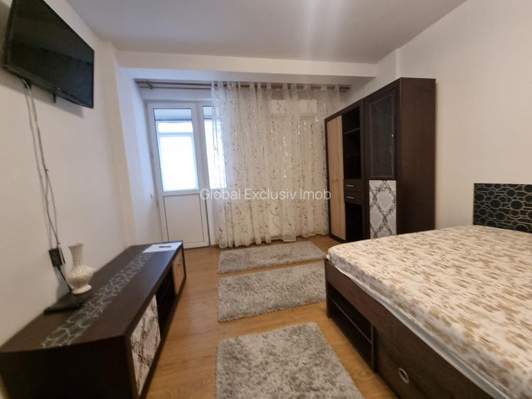 Garsoniera dec la 1 minut de metrou Dimitrie Leonida, loc parcare, libera - 5