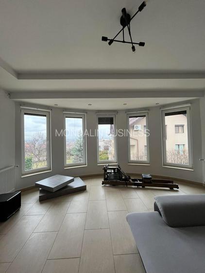 Vilă cu 8 camere, P+M , zona Dealuri, Oradea. - 3