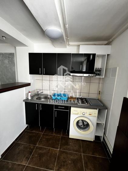 Garsonieră de închiriat – modernă, complet utilată, în zona centrală - 3