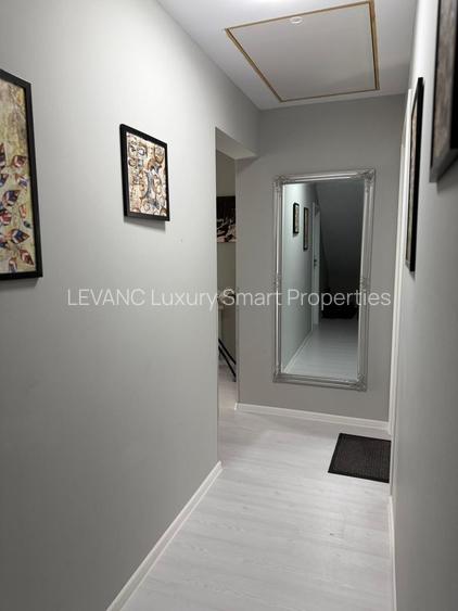 Vilă Impunătoare de Vânzare în Bușteni - Ideală pentru Investiție - 9