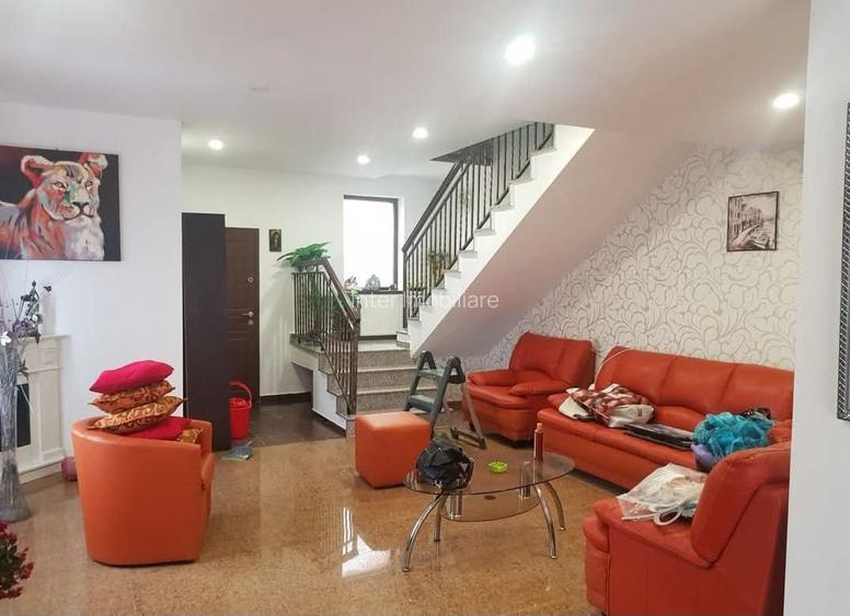 Triplex cod 160434 tel 0731226666 - 6