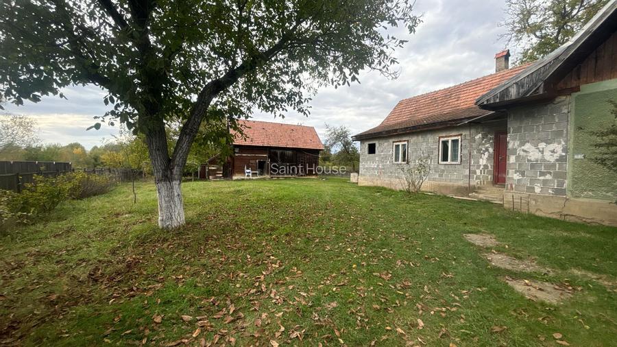 Casă 3 camere 100 M² cu 2360 M² teren - 3