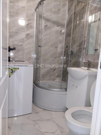 Cameră de cămin cu baie proprie,etaj 2,zona Mihail Sturdza,etaj 2 - 5